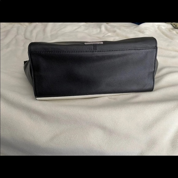 Vince Camuto Bag - Picture 4 of 10